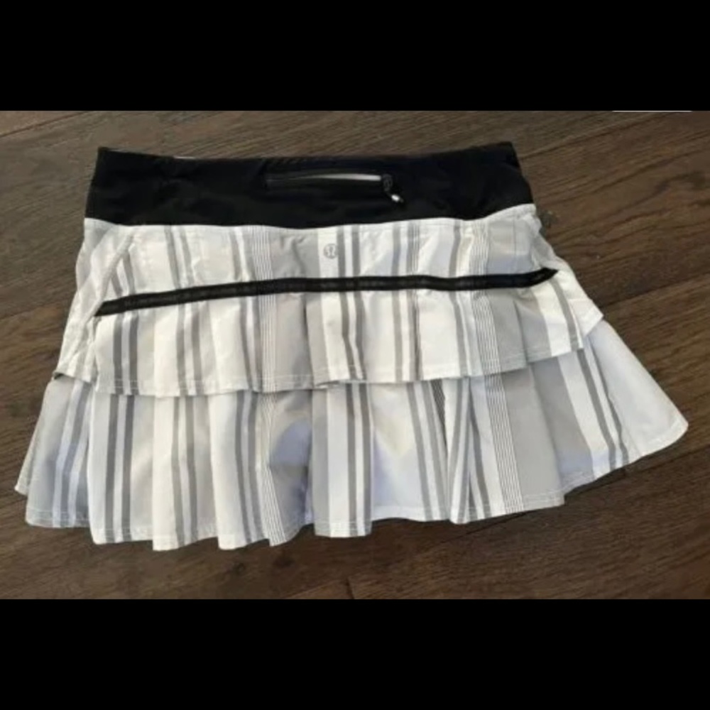 Lululemon tennis/running skort